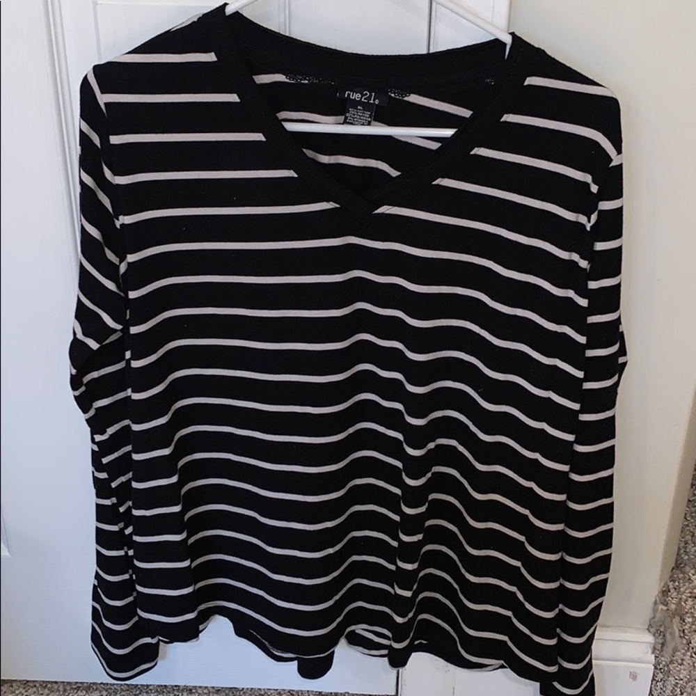 Rue 21 long sleeve